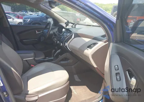 2011 Hyundai Tucson Limited z USA, uszkodzony, nr VIN KM8JU3AC2BU287805